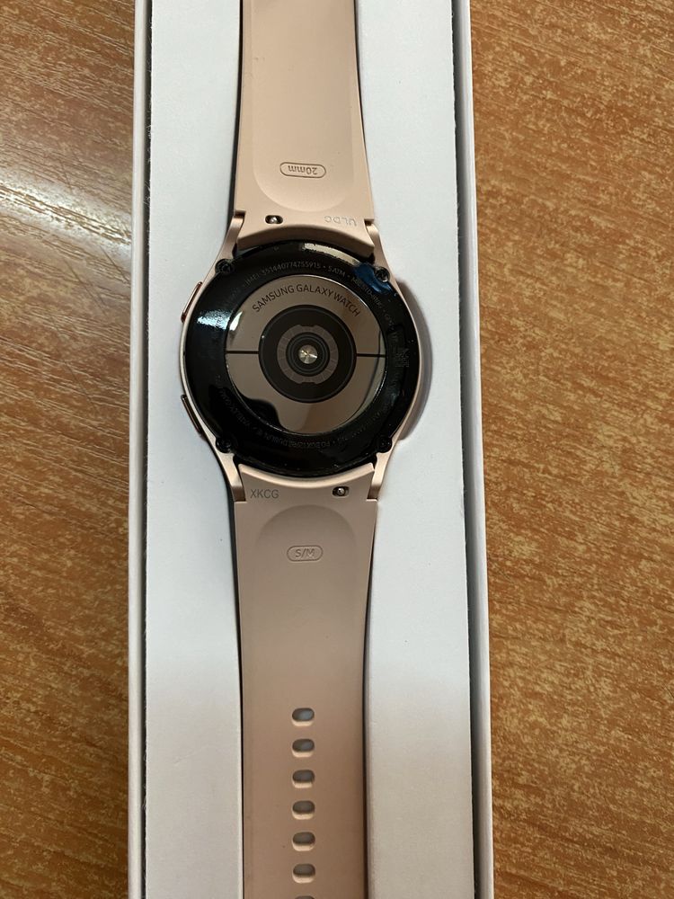 Часовник Samsung Galaxy Watch 4, 44мм