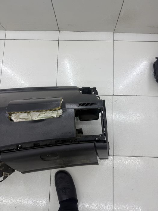 Epika tarpetka zibori sotiladi