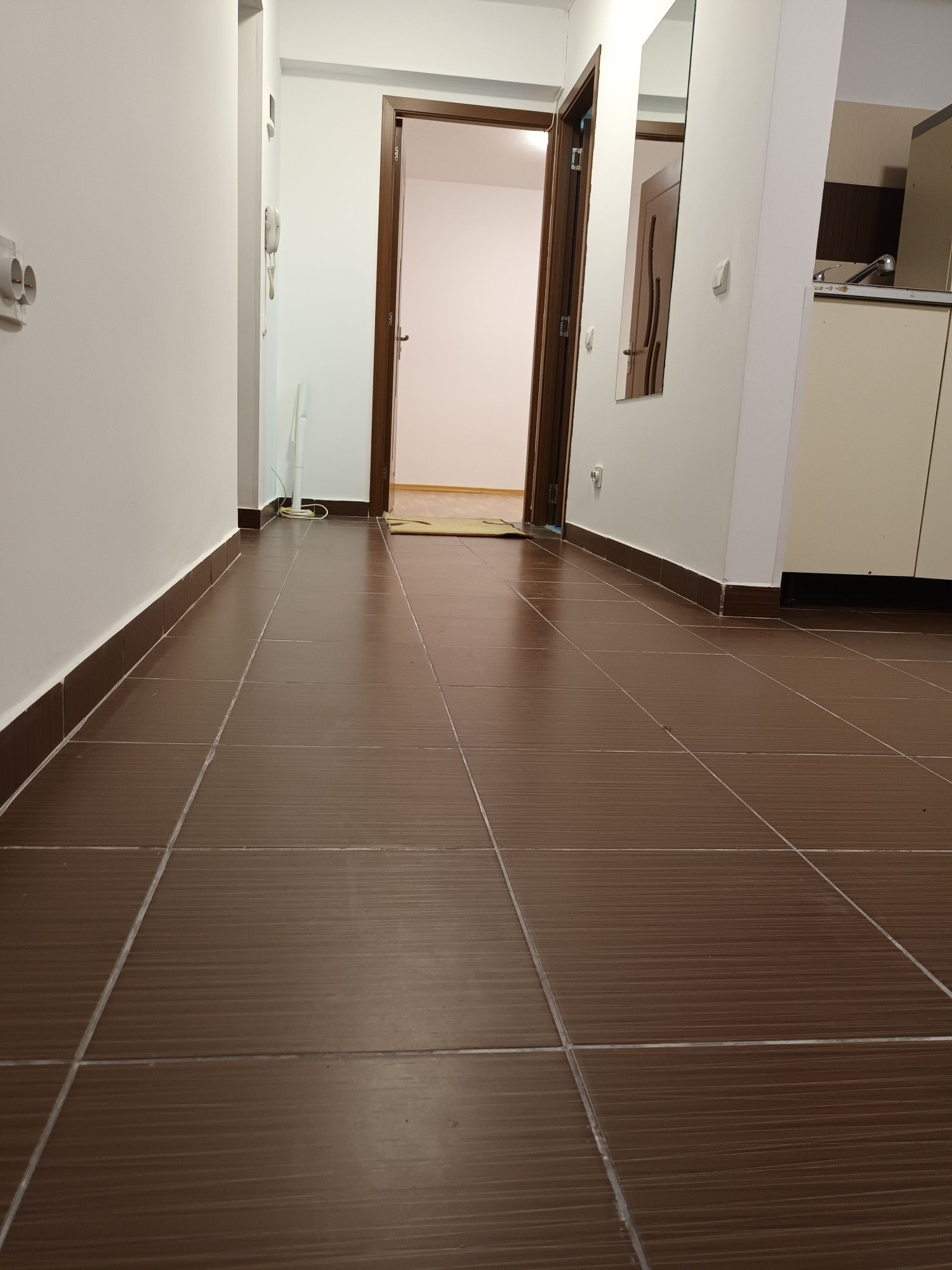 De vânzare apartament 2 camere open-space în Popești Leordeni