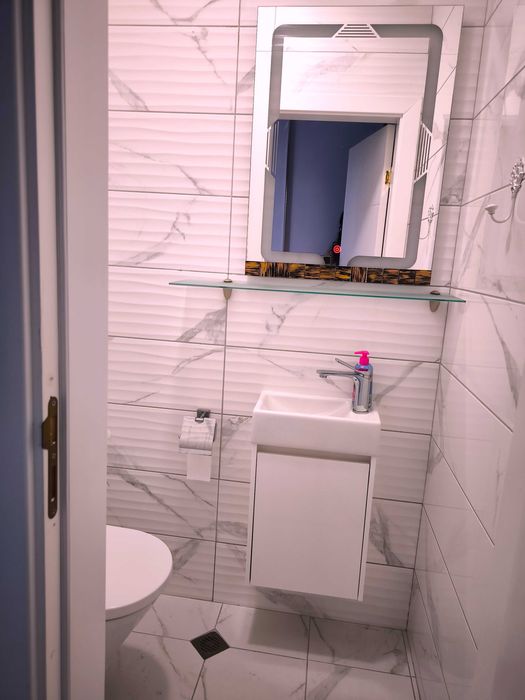 Дава се под наем Тристаен апартамент в Бургас, Център - 76 кв.м за 700 € - Снимка #12