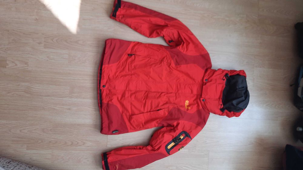Туристическо яке Jack Wolfskin