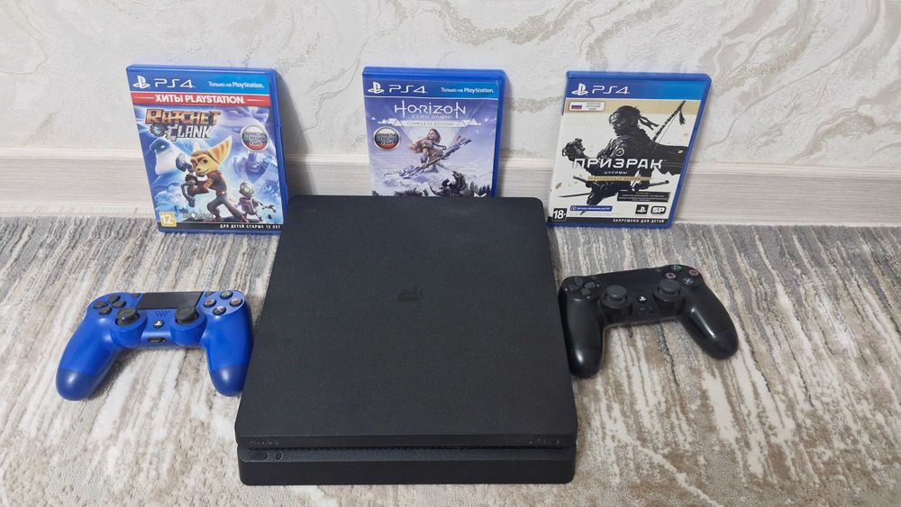 Playstation 4,в хорошем состоянии