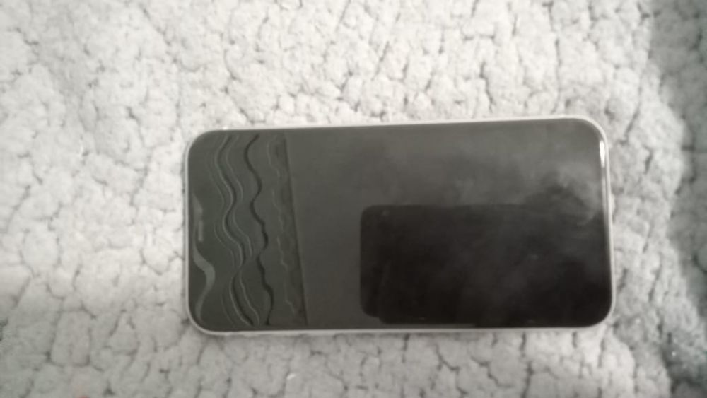 iphone 11, в хорошем состоянии