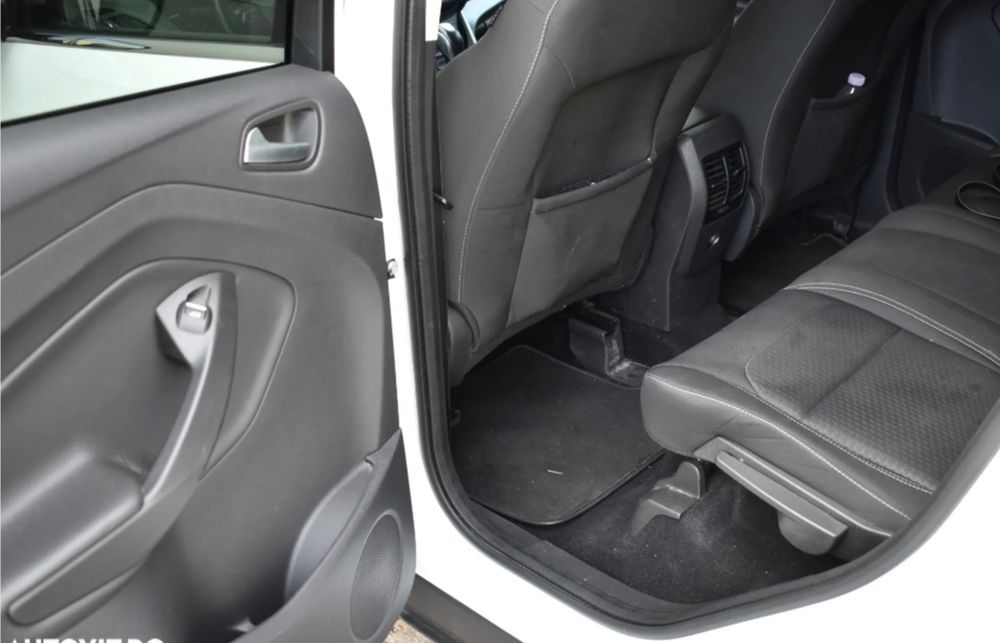 Ford Kuga 1.5 TDCi 2WD Powershift Trend