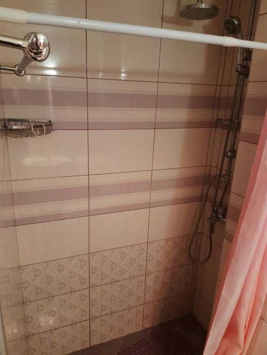 Дава се под наем Двустаен апартамент в Бургас, Център - 50 кв.м за 175 € - Снимка #4