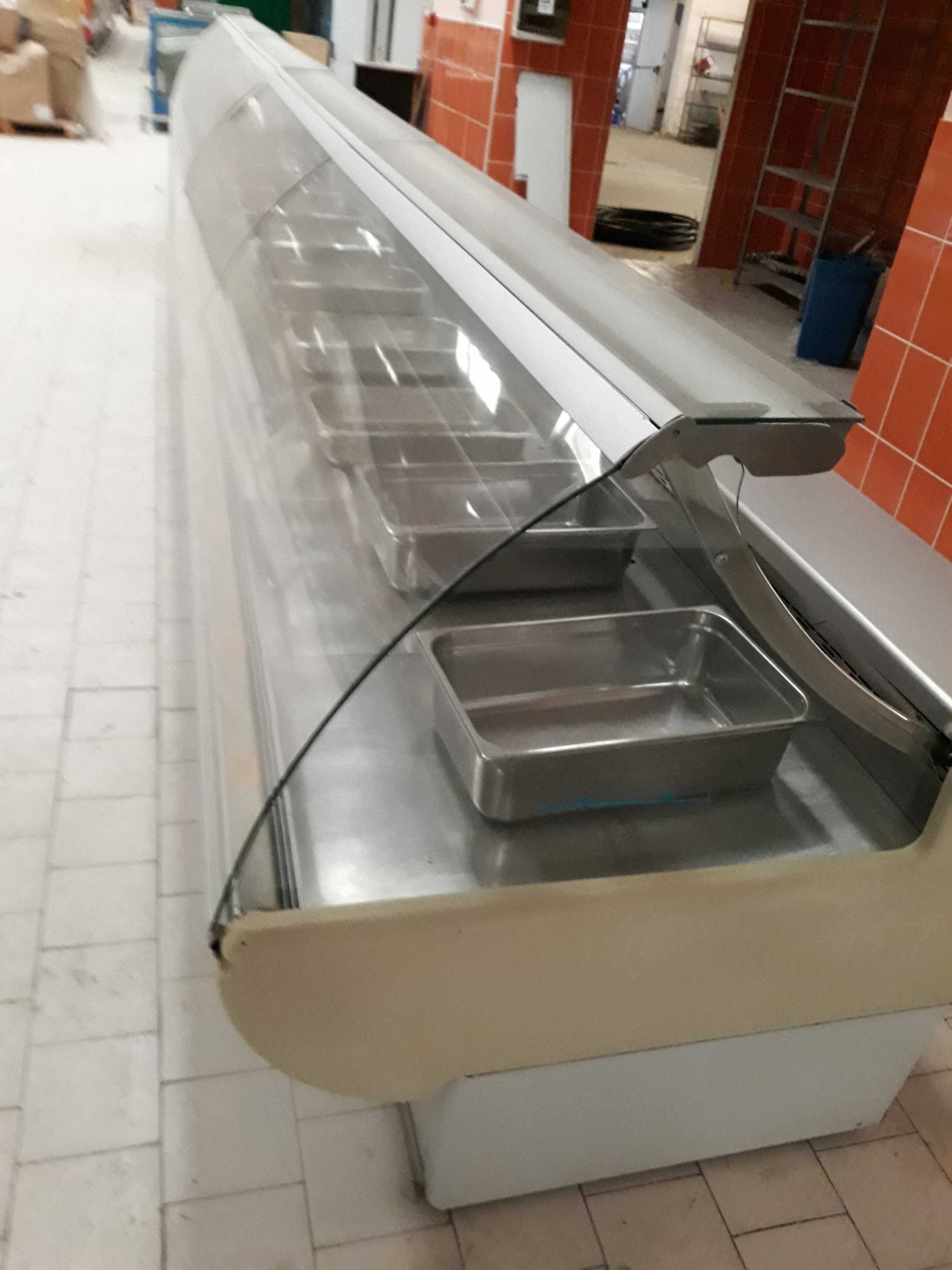 Vitrine frigorifice din inox, pentru mezeluri si peste