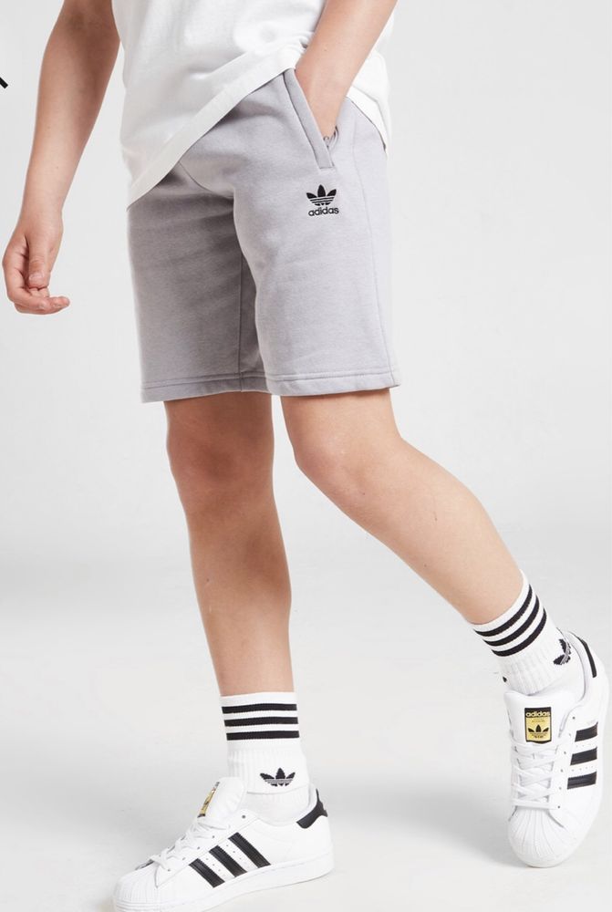 Къси панталони Adidas