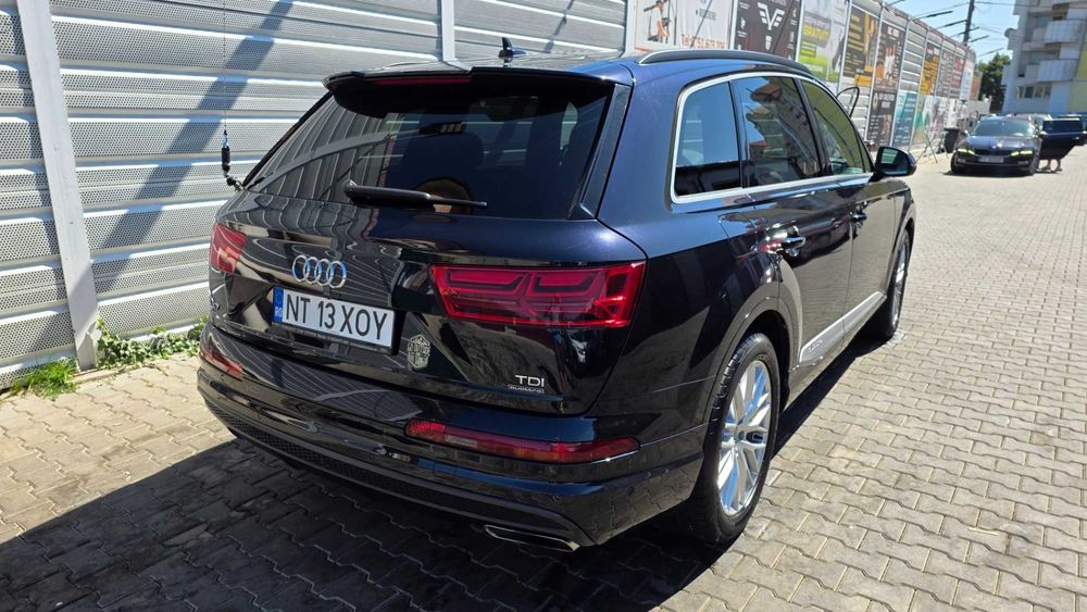 Audi Q7 3.0TDI, 133.000km, intretinut foarte bine