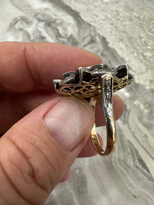 Стар пръстен с диаманти злато сребро. 20в