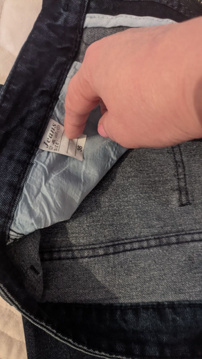 Продам джинсы мужские и теплые штаны новый размер 48 по 8000тенге