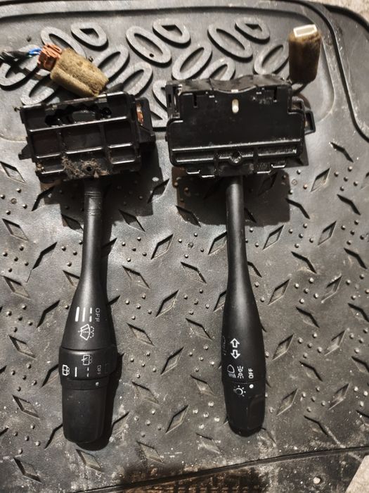 Лостове Фарове,мигачи,чистачки Нисан Примера,алмера