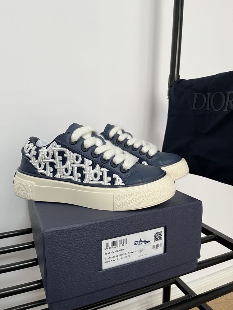 Sneakers/ Adidasi Dior B33