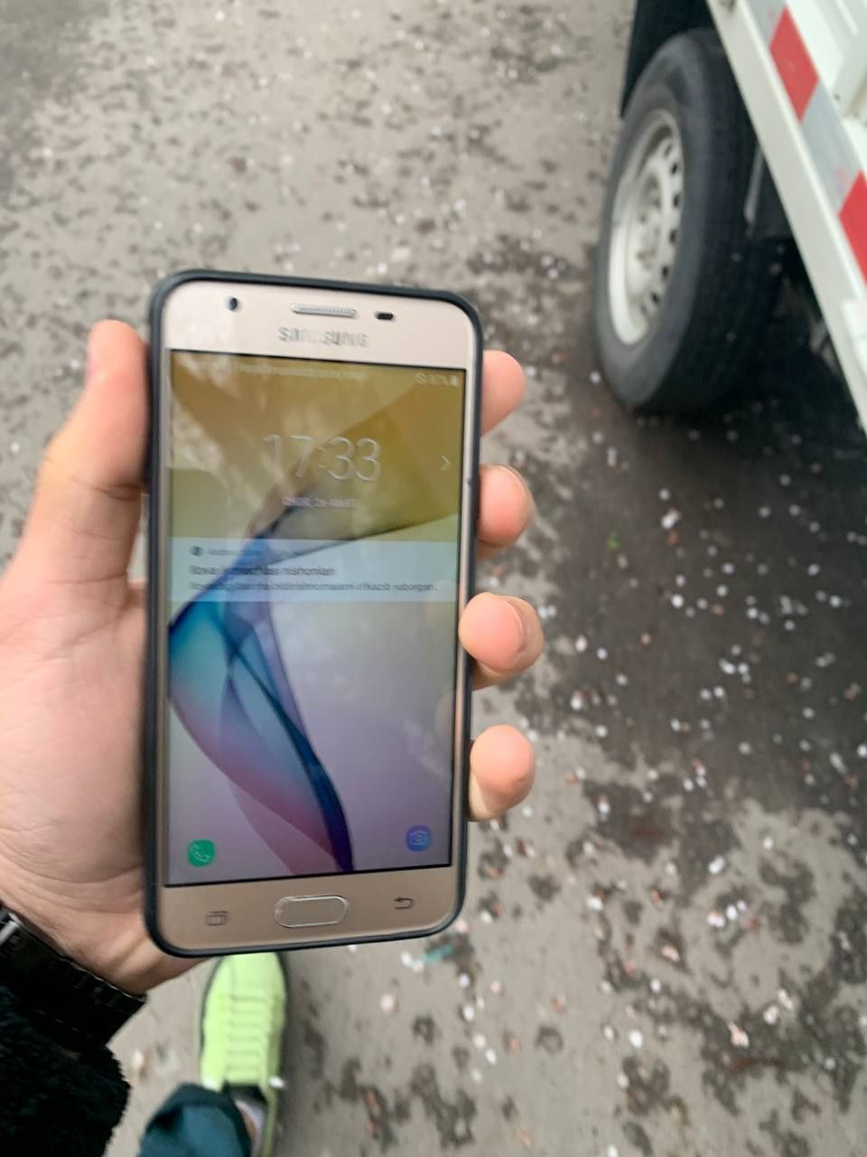 Samsung galaxy j 5 sotiladi
