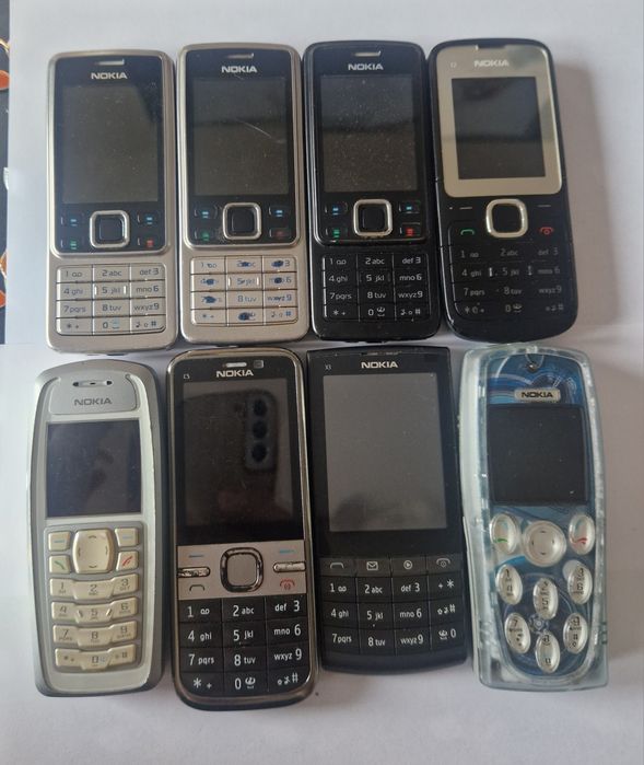 Telefoane vechi retro