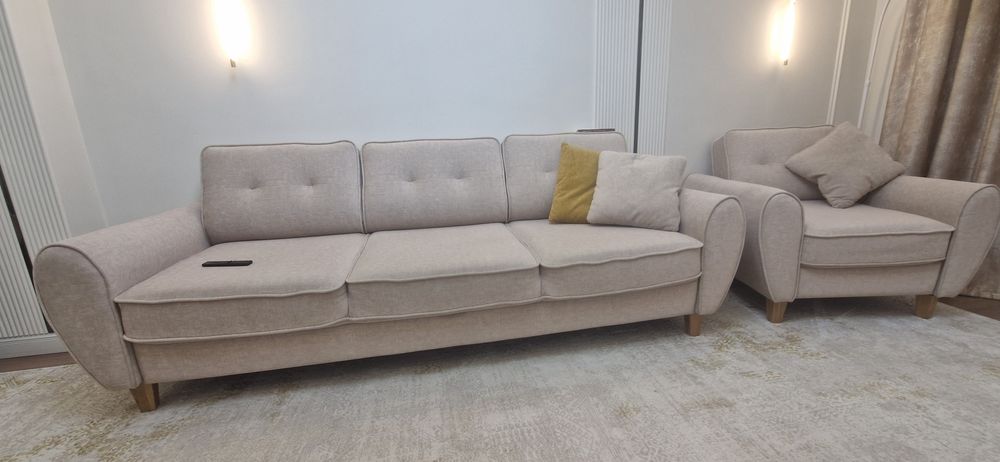 Шикарный диван и кресло