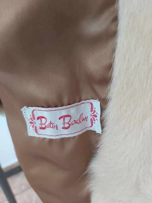 Haina de  blana Betty Barclay, mărimea 42