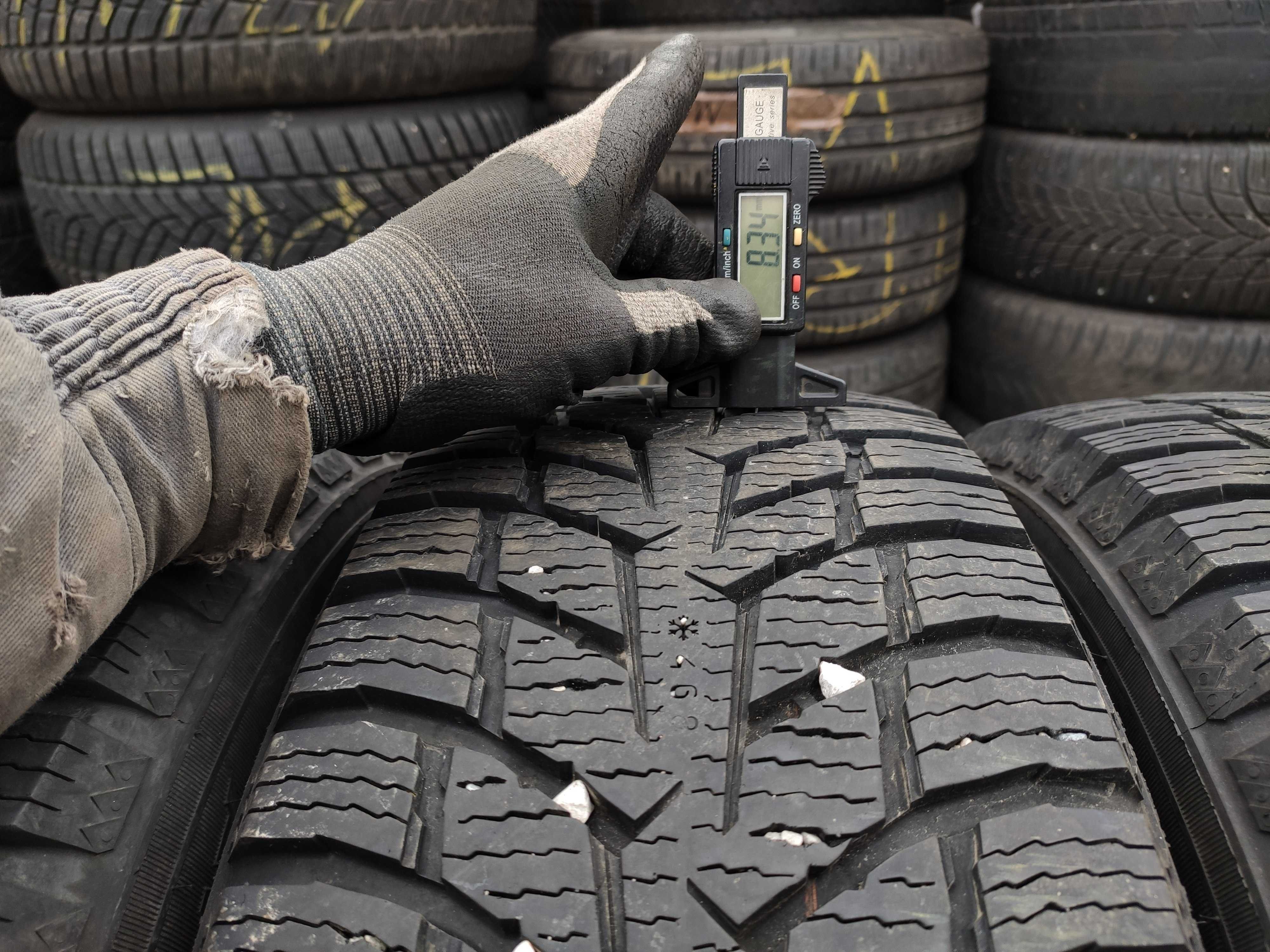 4бр Зимни Гуми за БУС  215 65 16 С - Nokian - DOT 2022