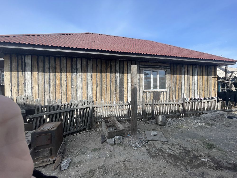 Продам недостроенный дом. Район церкви.