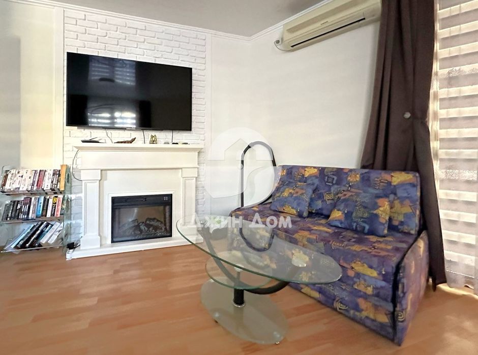 Просторен тристаен апартамент с НИСКА ТАКСА в к-с „Старфиш“, гр. Свет