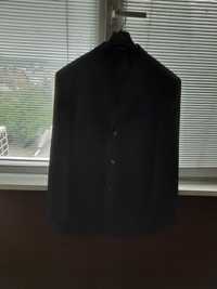 Мъжки черен костюм - копринен, размер 52, цена 60 лв.
