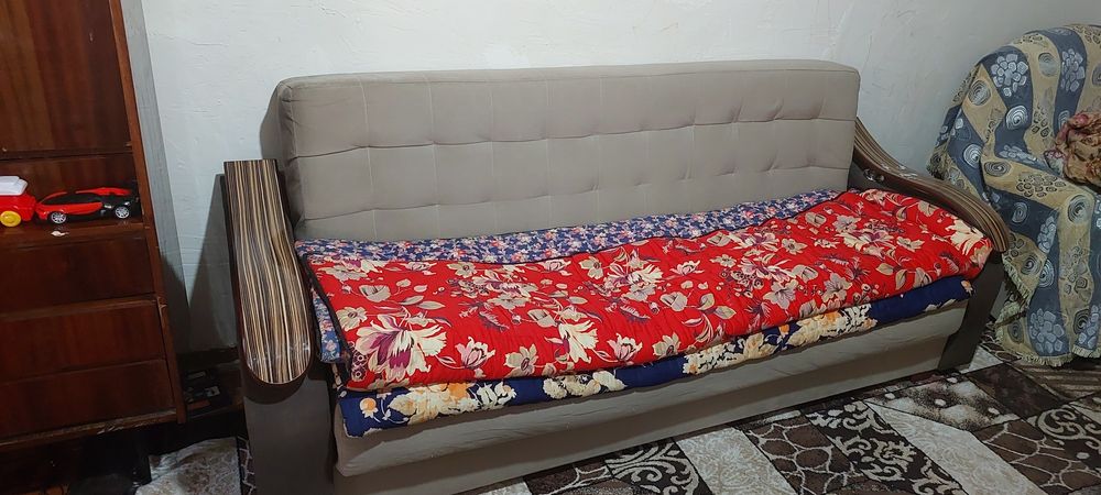 Диван и 2 кресла
