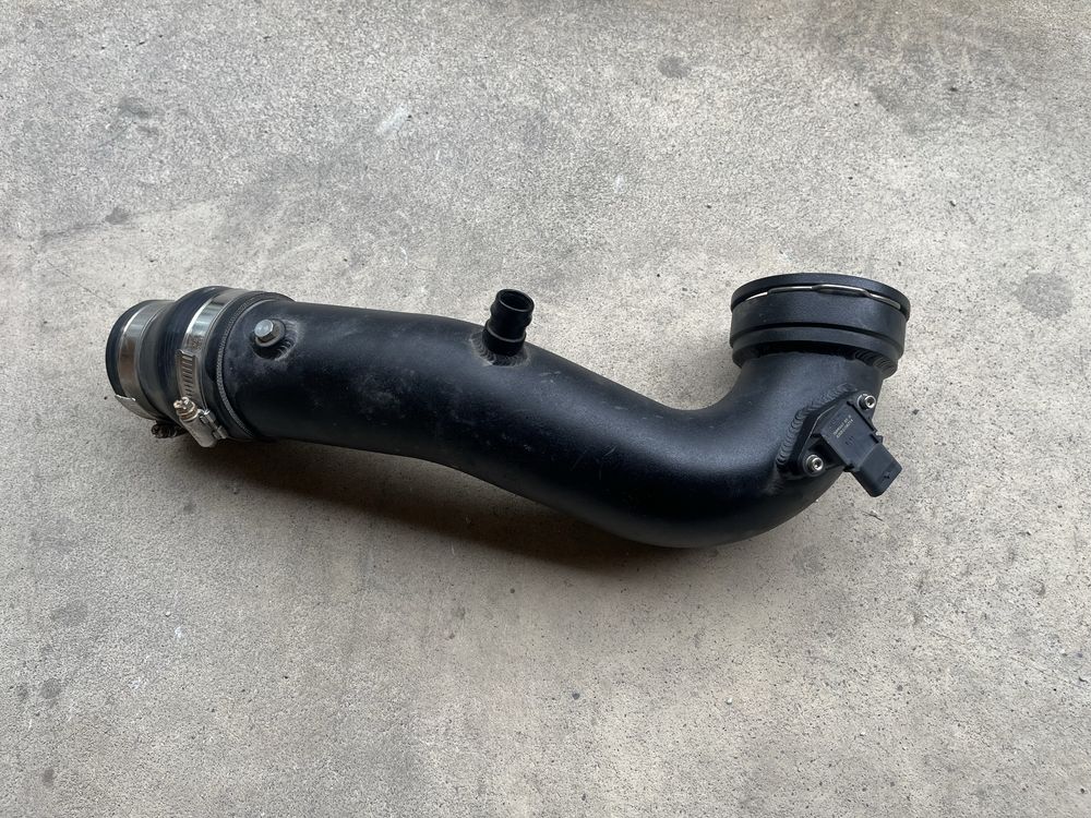 Chargepipe n55 f10 f11 f30 само на задно