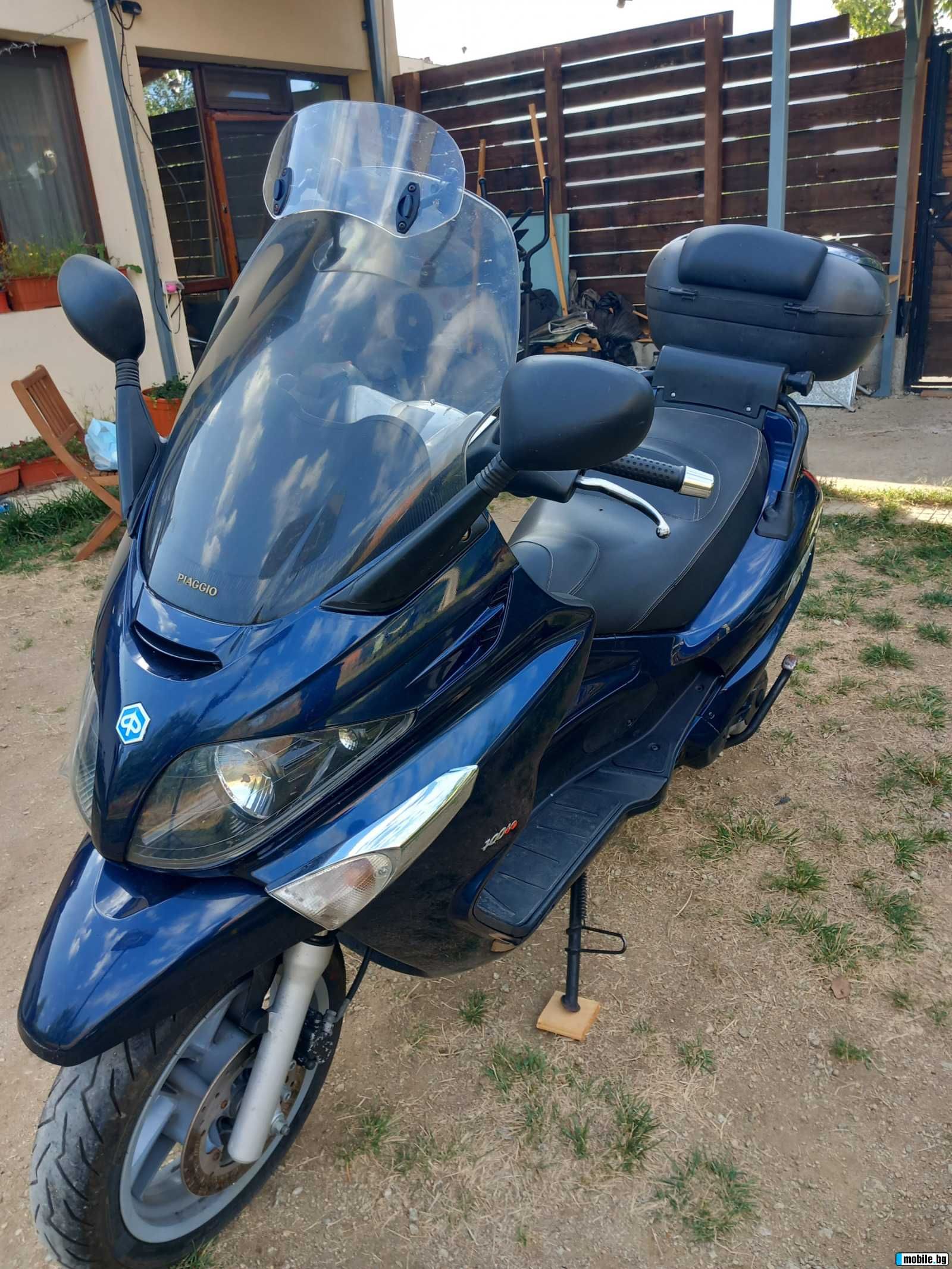 Продавам Piaggio XEvo 400ie, 400куб. см., четиритактов,водно