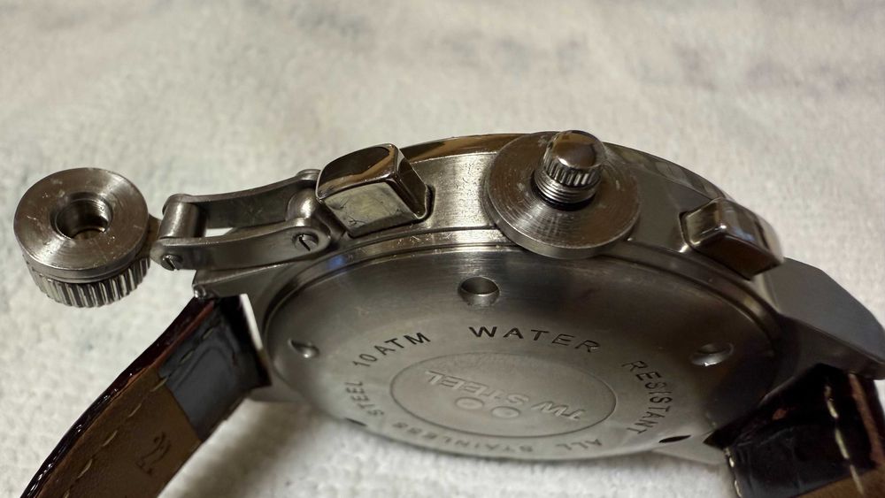 Ceas TW steel impecabil ,purtat de câteva ori ,absolut original