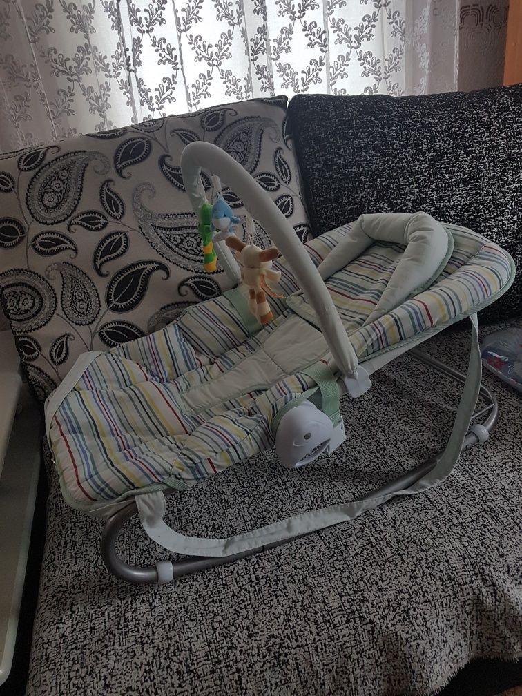 Качалка-кресло для новорожденных