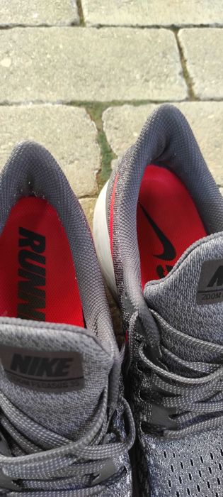 Nike de alergat 44 ca noi