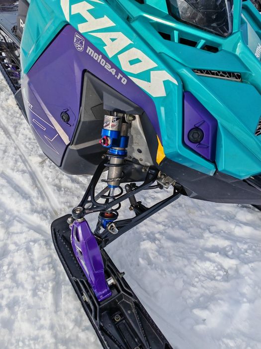 Snowmobil Polaris 9R KHAOS Patriot 2024