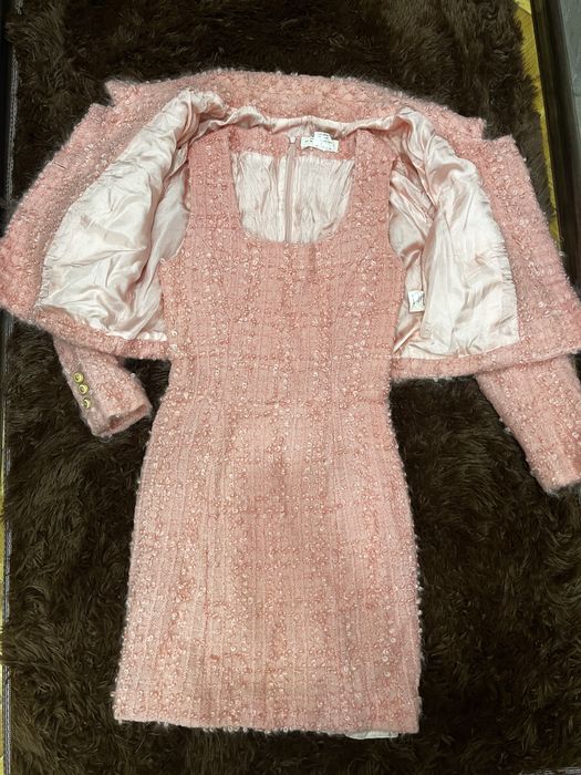 Рокля и сако букле