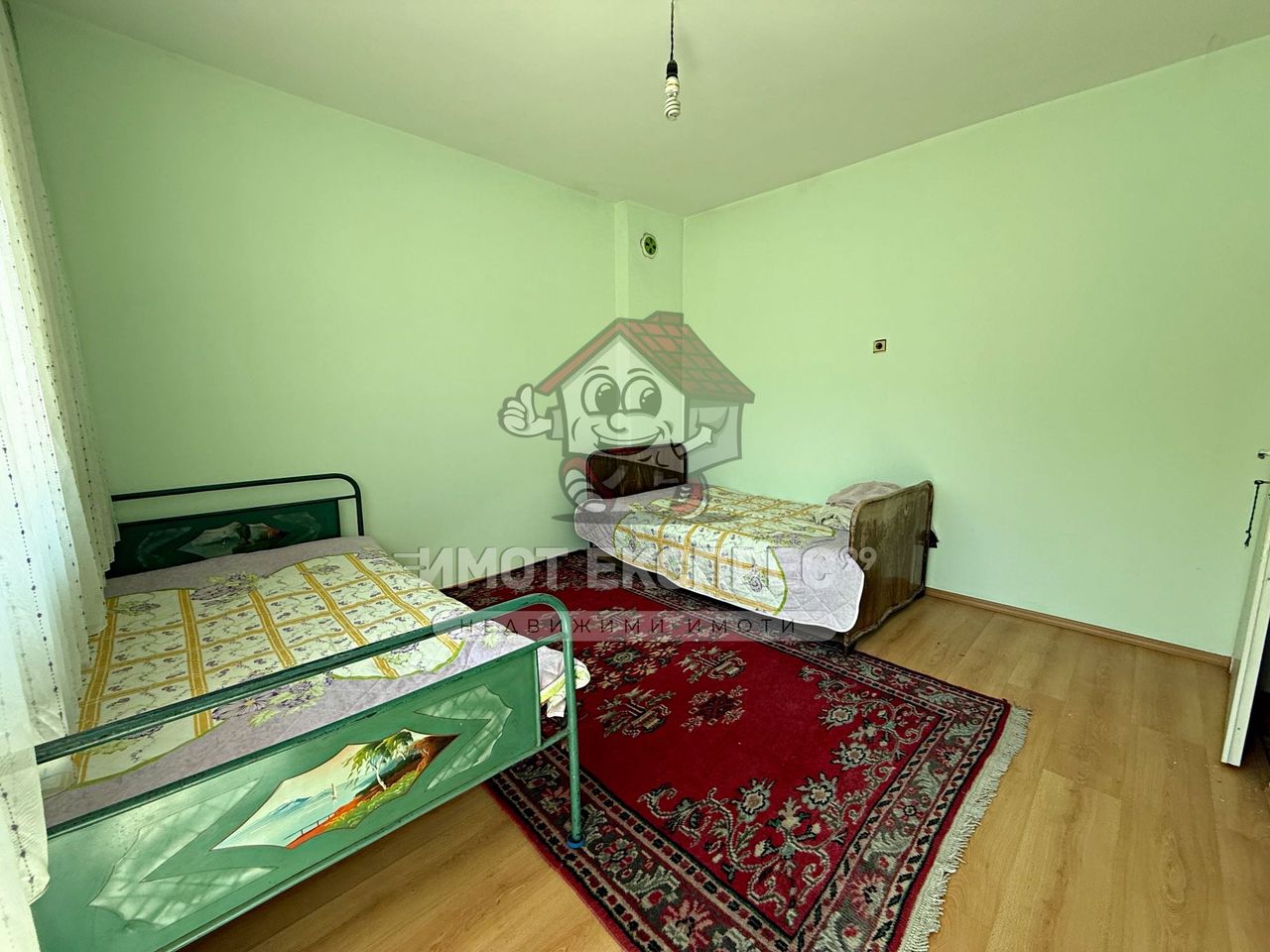 Продава се Къща в Асеновград - 249 кв.м за 451 €/кв.м - Снимка #12