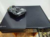 Vând consola xbox one