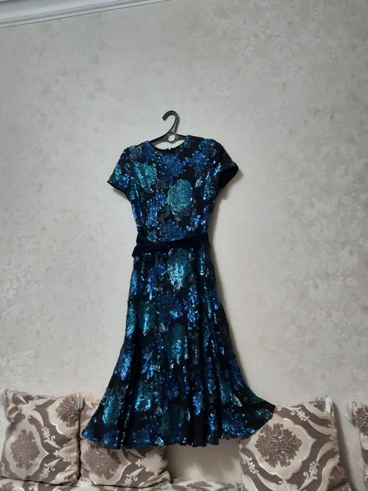 Платье вечернее от бренда Isabel Garcia