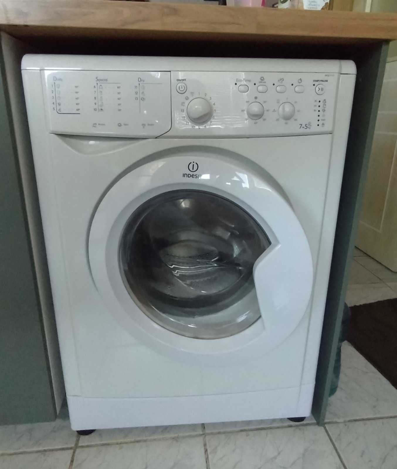 Пералня със сушилня Индезит/INDESIT IWDC7125 + ПОДАРЪК!