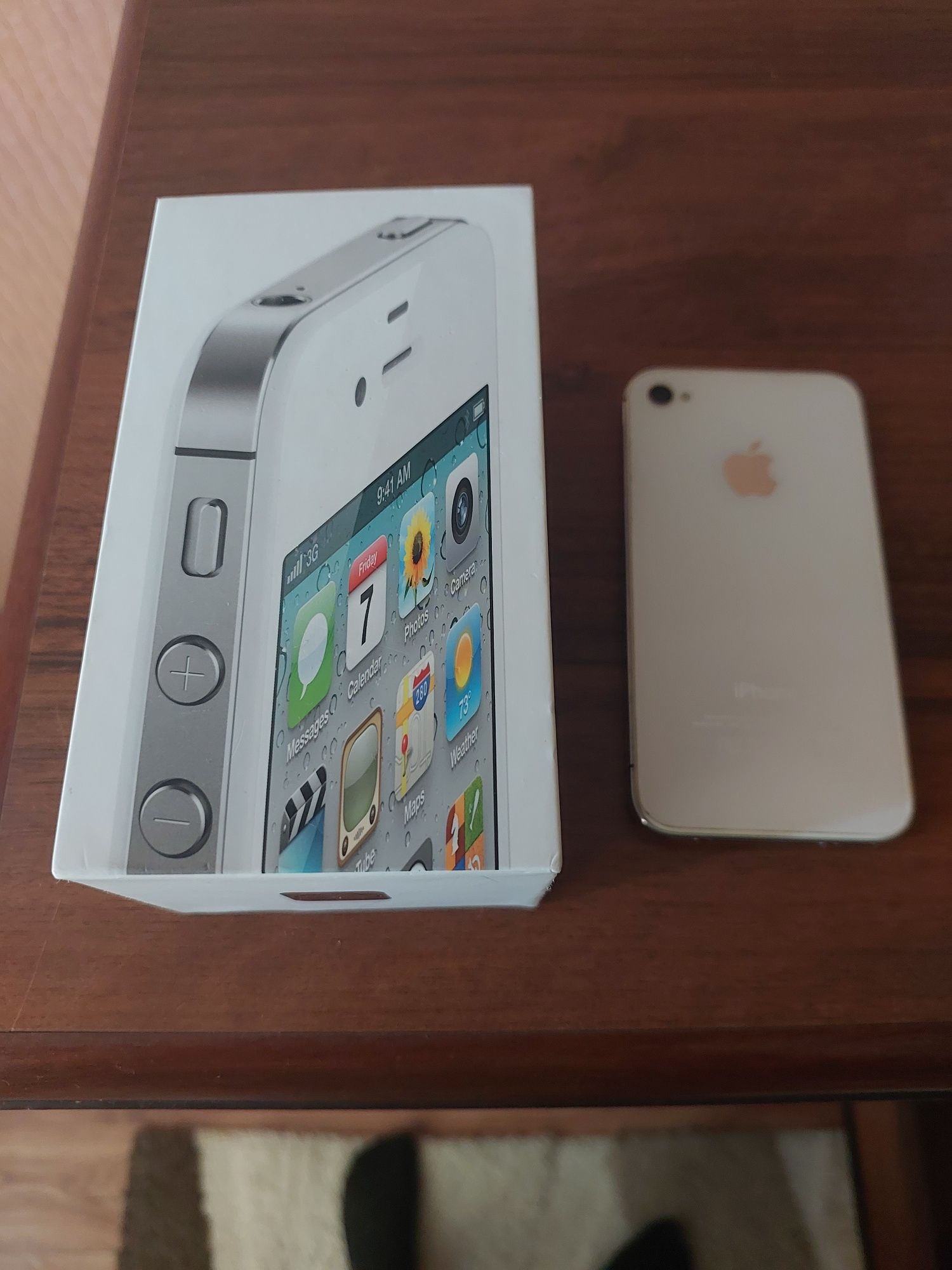 IPhone 4S в отличном рабочем состоянии