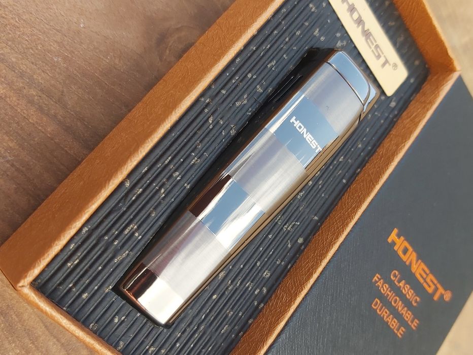 Луксозна запалка HONEST в подаръчна кутия,3 цвята