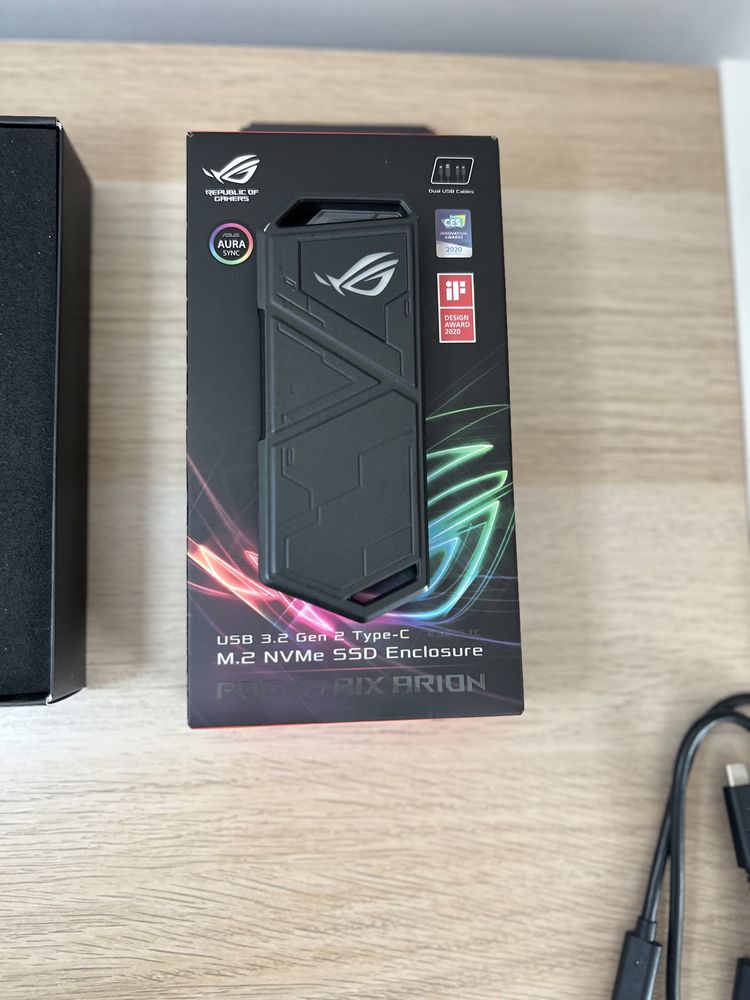 SSD Portabil 1TB Asus Gaming cu Sabrent Rocket