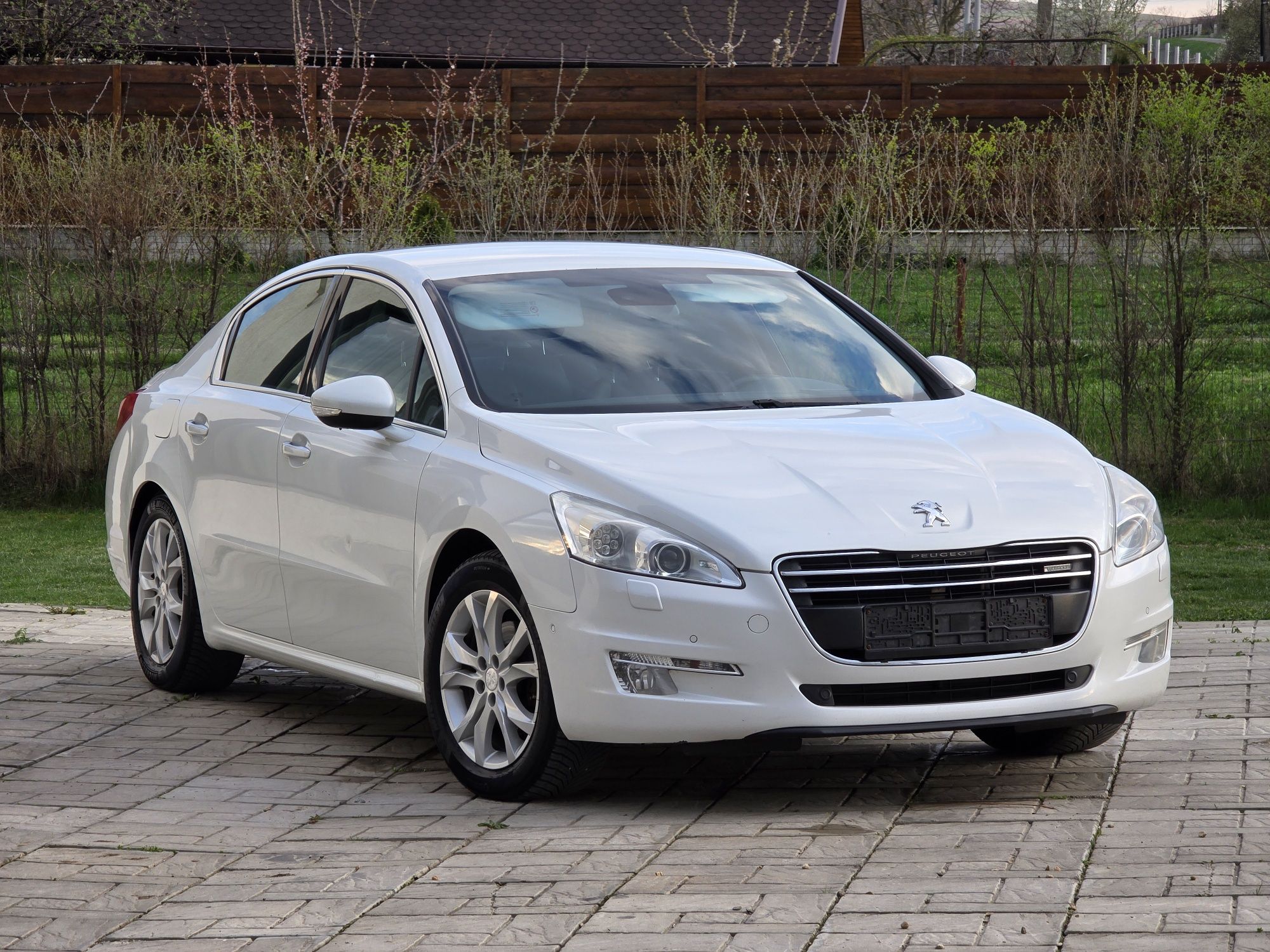 Peugeot 508 HYBRID 4 / Hud / Piele / Led / Xenon