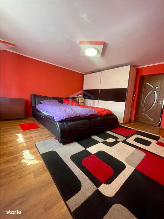 Casa cu 3 camere in Sacueni