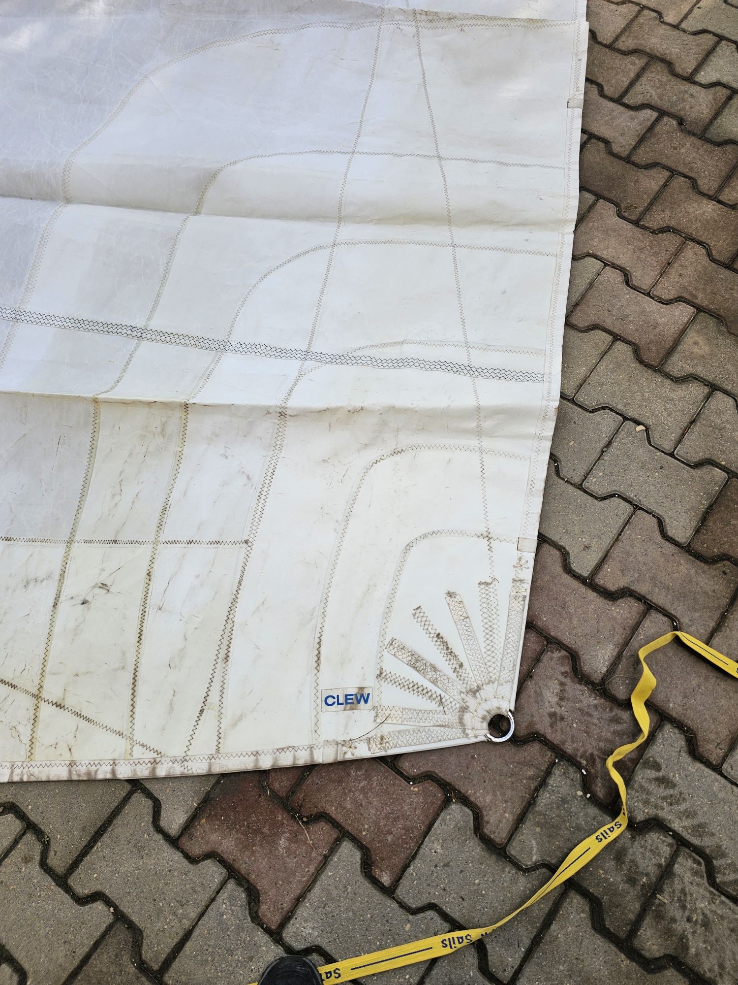 Pânză velier 13 m lungime 3, 35 baza de jos.