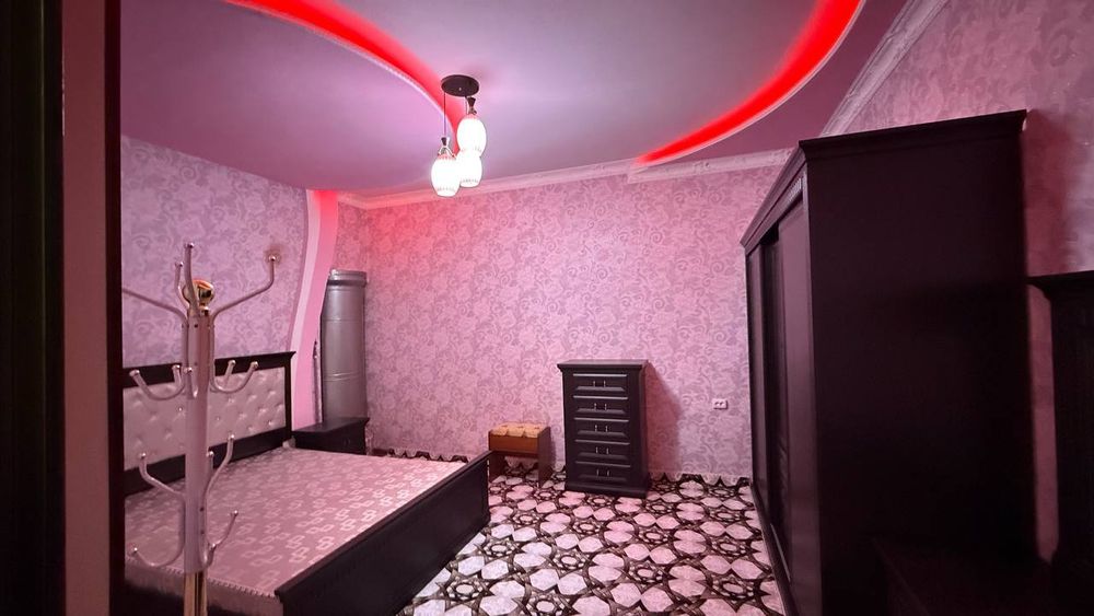 Арендага 7 хоналик Ховли Вокзалда жойлашган.Агентство