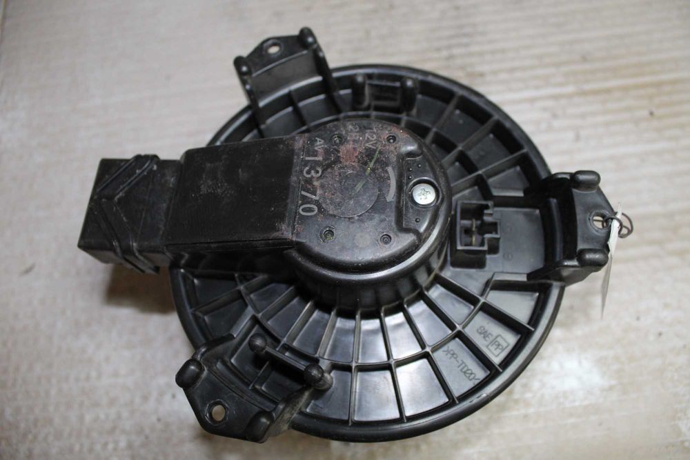Вентилатор парно Тойота ярис 1.4 Toyota yaris 1.4 d4d xp13 2011до2019