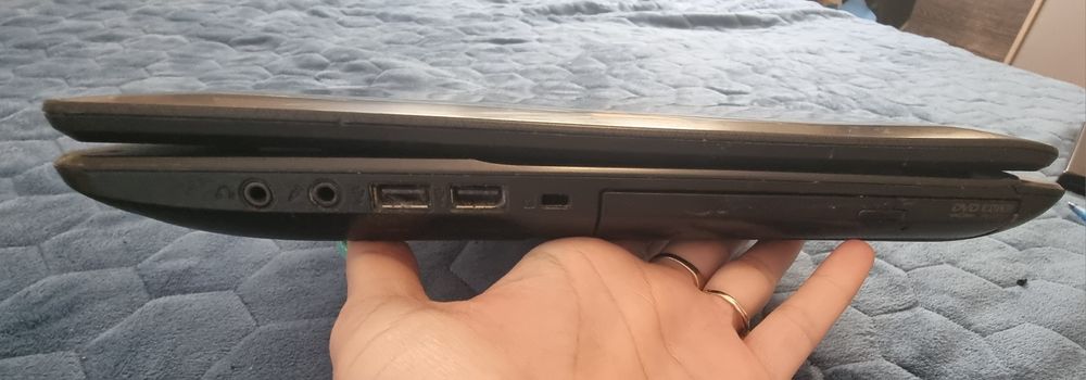 Лаптоп Asus X73B 15,6 за части