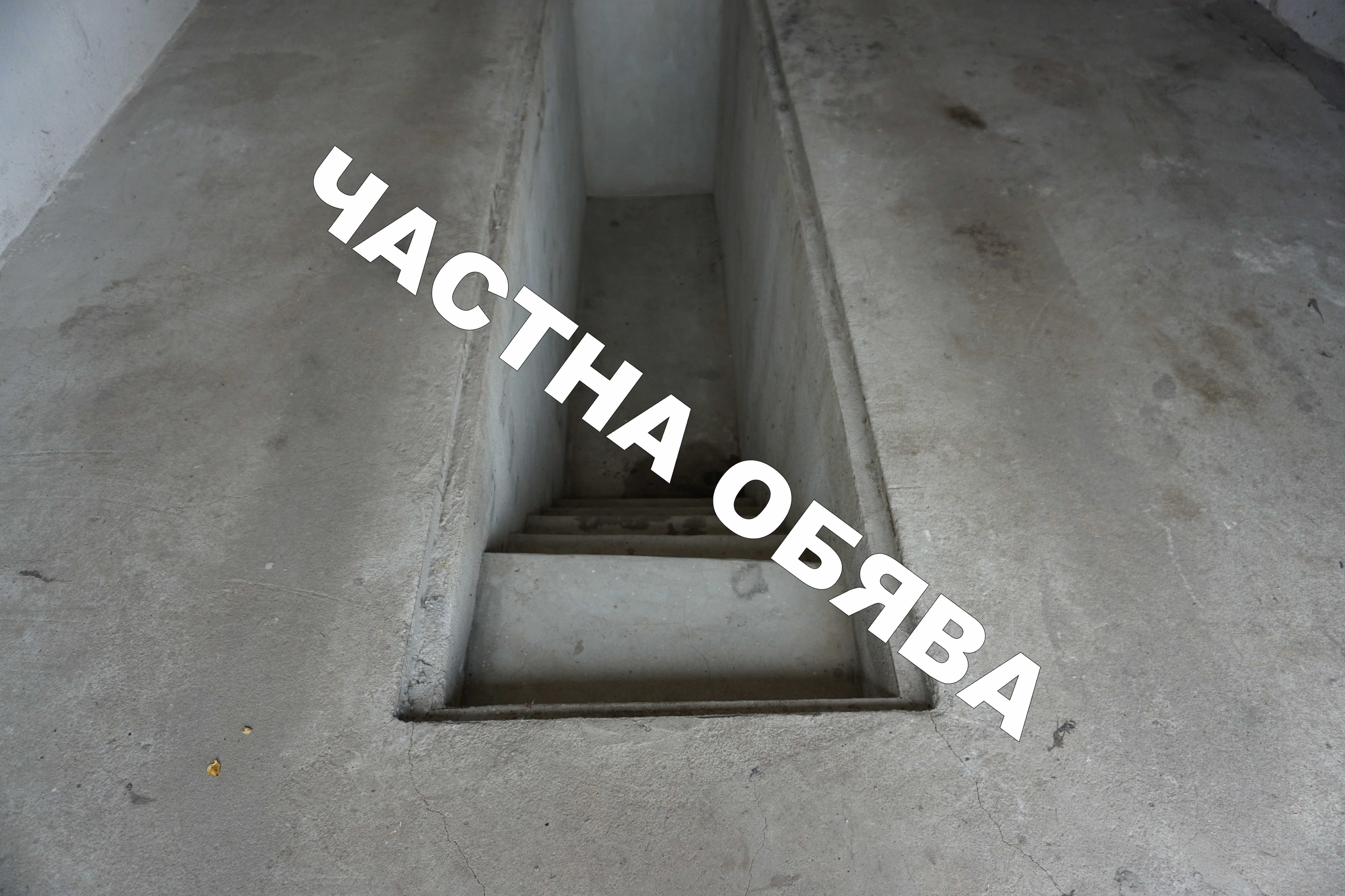 Масивна Триетажна Къща РЗП 274кв.м./Дворно място 1220кв.м.