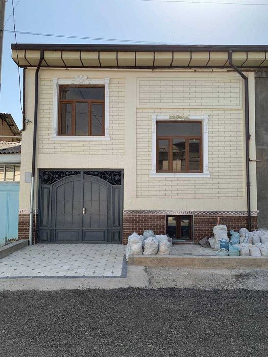 Уй сотилади срочна!!!