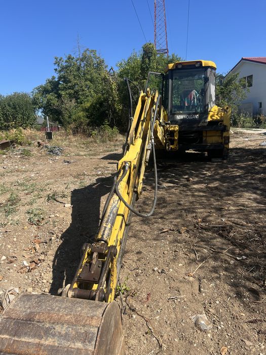 De vanzare buldoexcavator New Holland