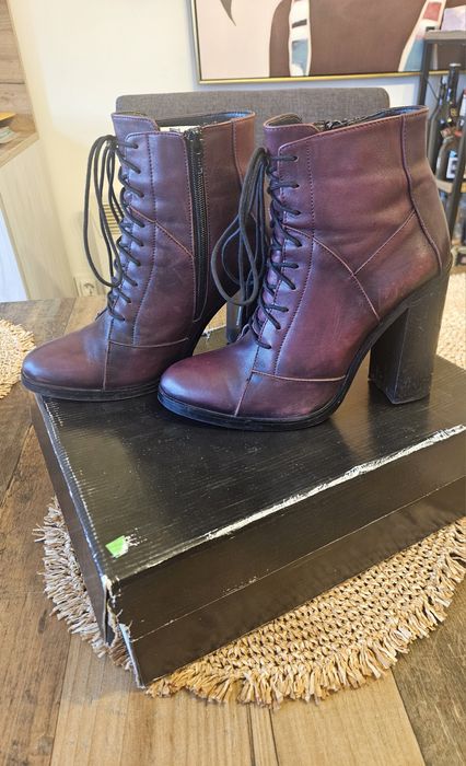 Боти естествена кожа бордо/марсала Carlo Fabiani