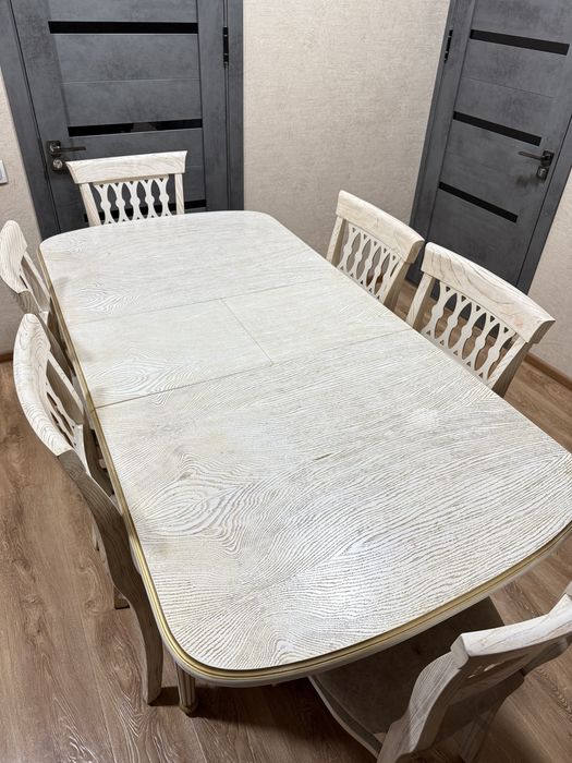 Раздвижной обеденный стол (6 мест)